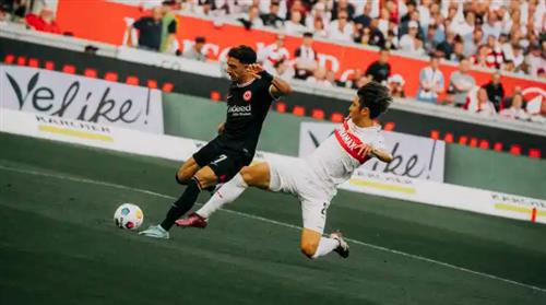 Stuttgart contre Eintracht Francfort