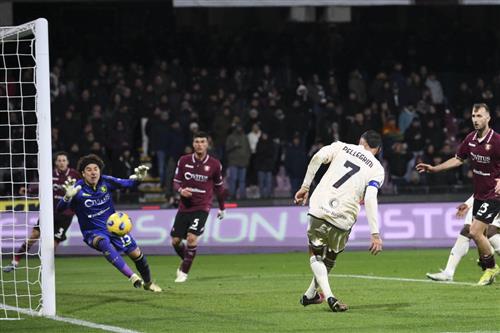 Salerne contre Rome