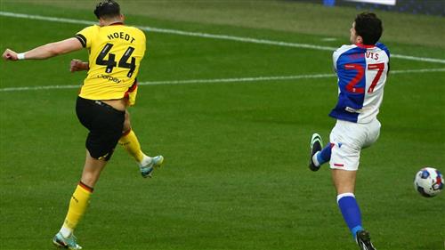 Harrogate Town contre Blackburn Rovers