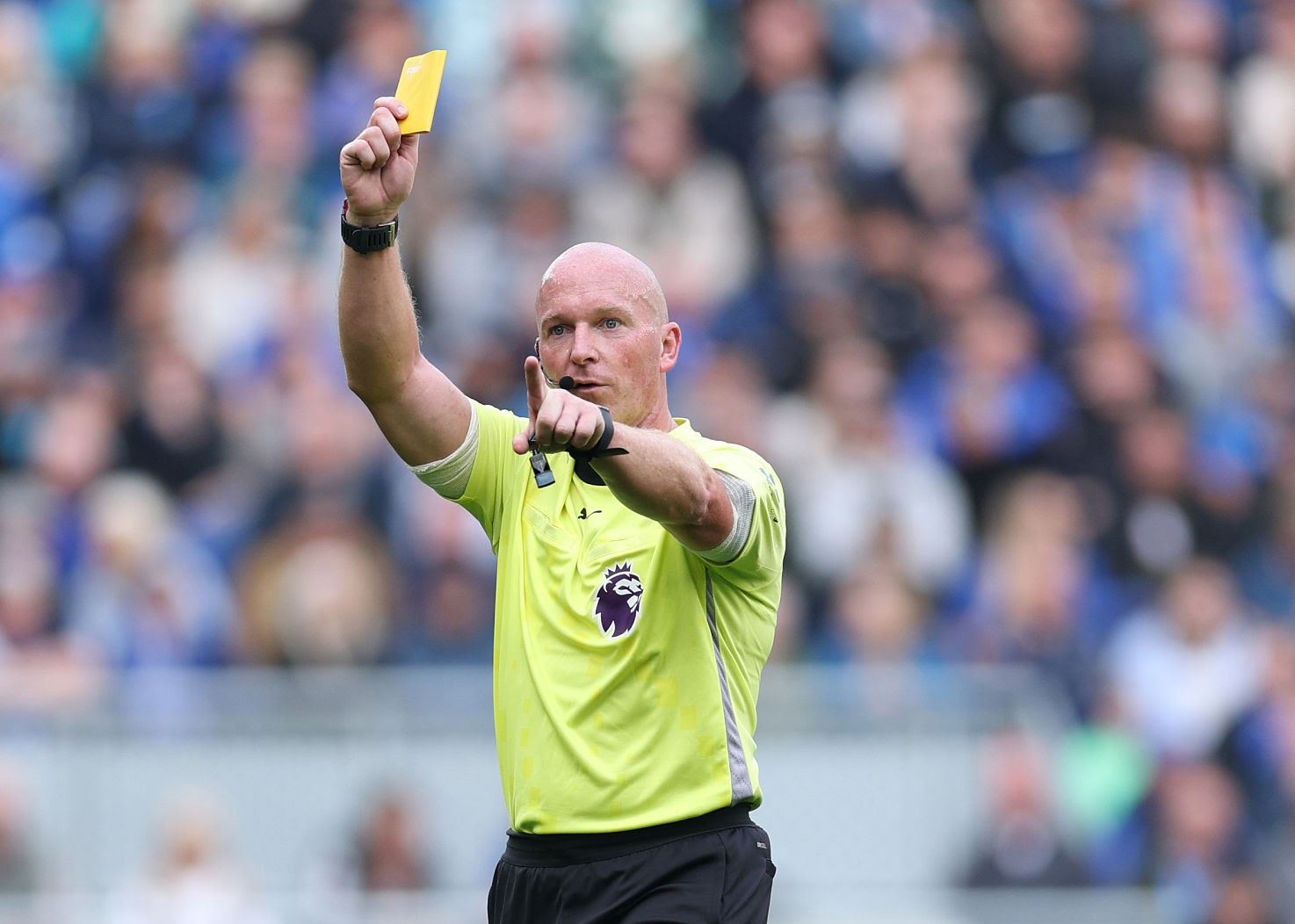 À bientôt! L'arbitre de Liverpool vs Brentford, Hooper, a été expulsé à la mi-temps pour cause de maladie.