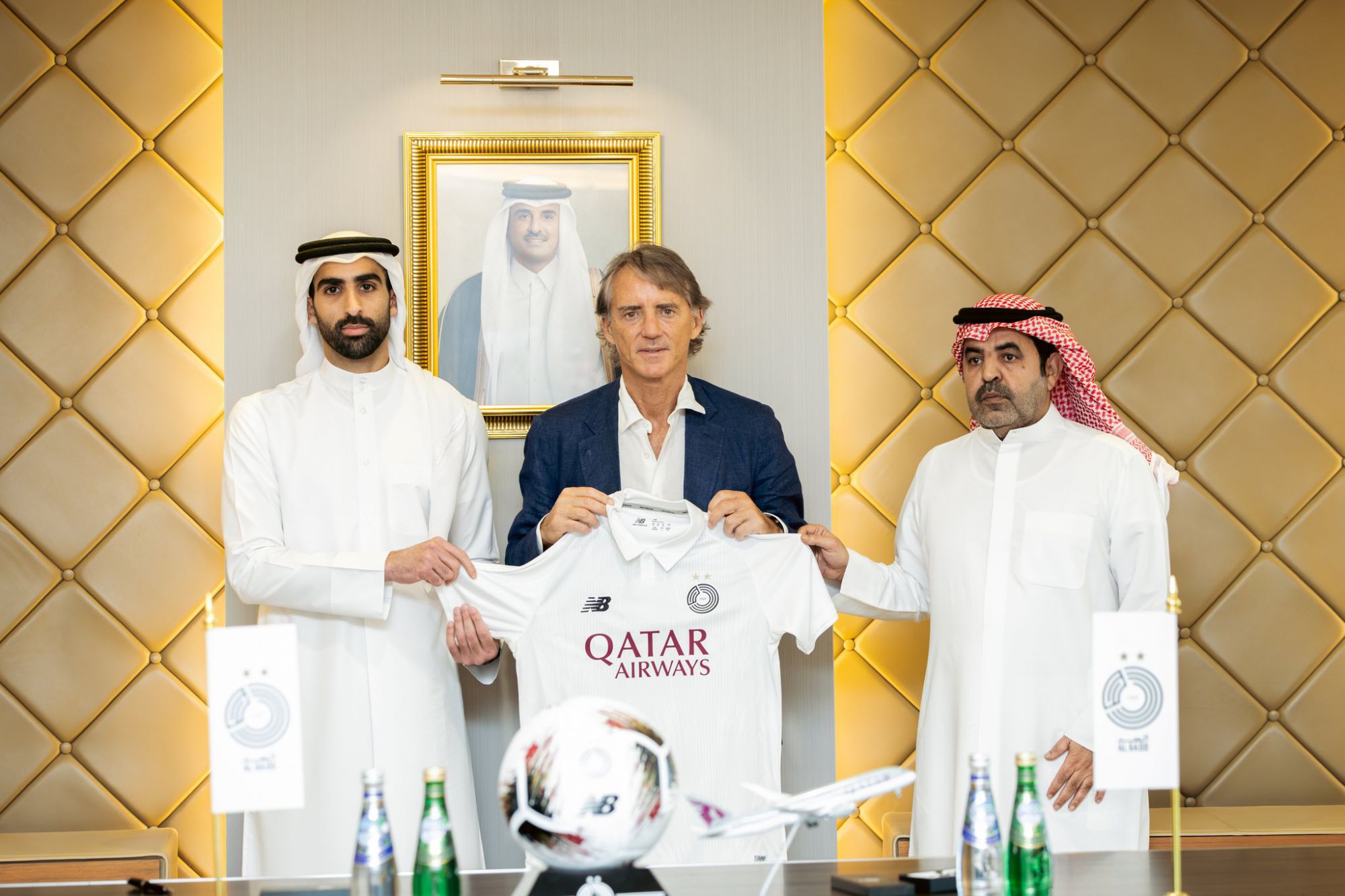Officiel : Mancini, 60 ans, entraîne Qatar Sadr et signe pour 2 saisons et demie