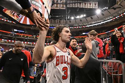 Les réserves sont géniales ! Les réserves des Bulls ont contribué au total à 58 points et les partants ont marqué 52 points.