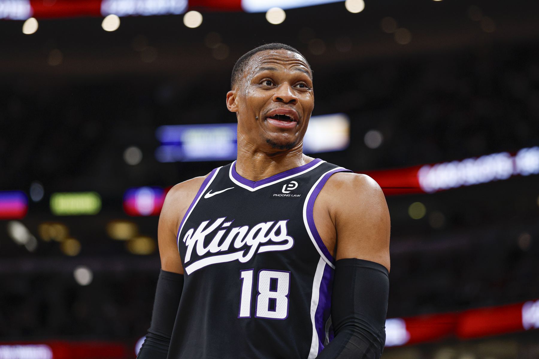 Les choses sont différentes maintenant ! Westbrook a réussi 16 des 37 tirs à trois points cette saison, avec un pourcentage de tirs de 43 %.