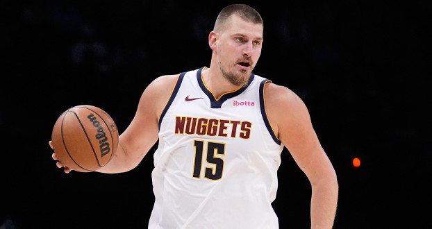 Les Nuggets ont obtenu 34 passes décisives et Jokic 16, représentant près de la moitié de l'équipe.