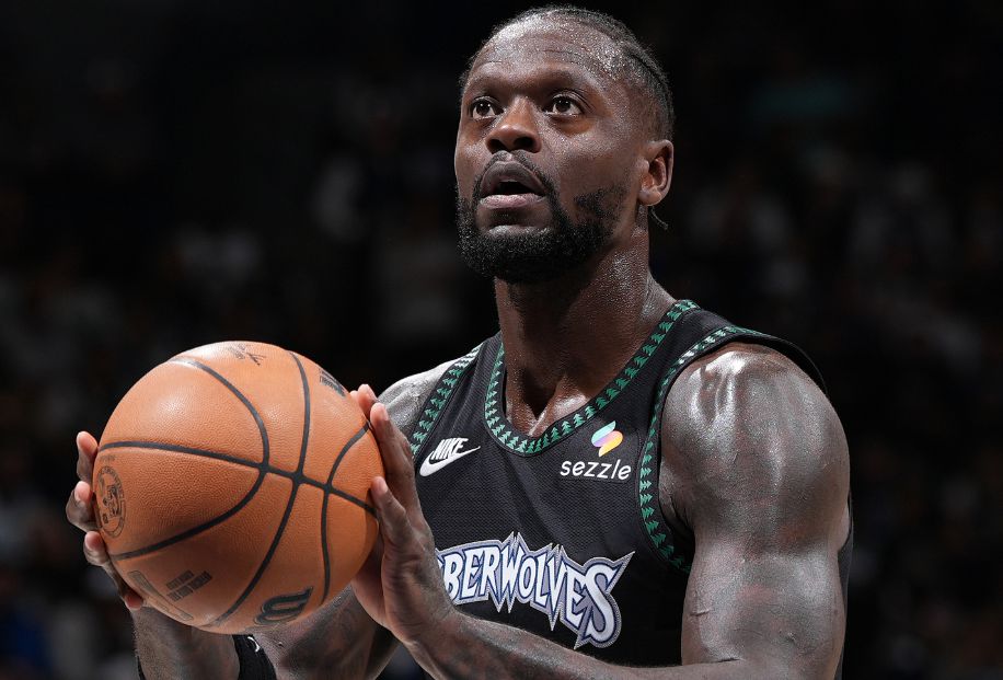 Il n'y a aucun moyen de le sauvegarder ! Randle a réalisé 12 des 21 tirs et a marqué 32 points, 5 rebonds et 4 passes décisives.