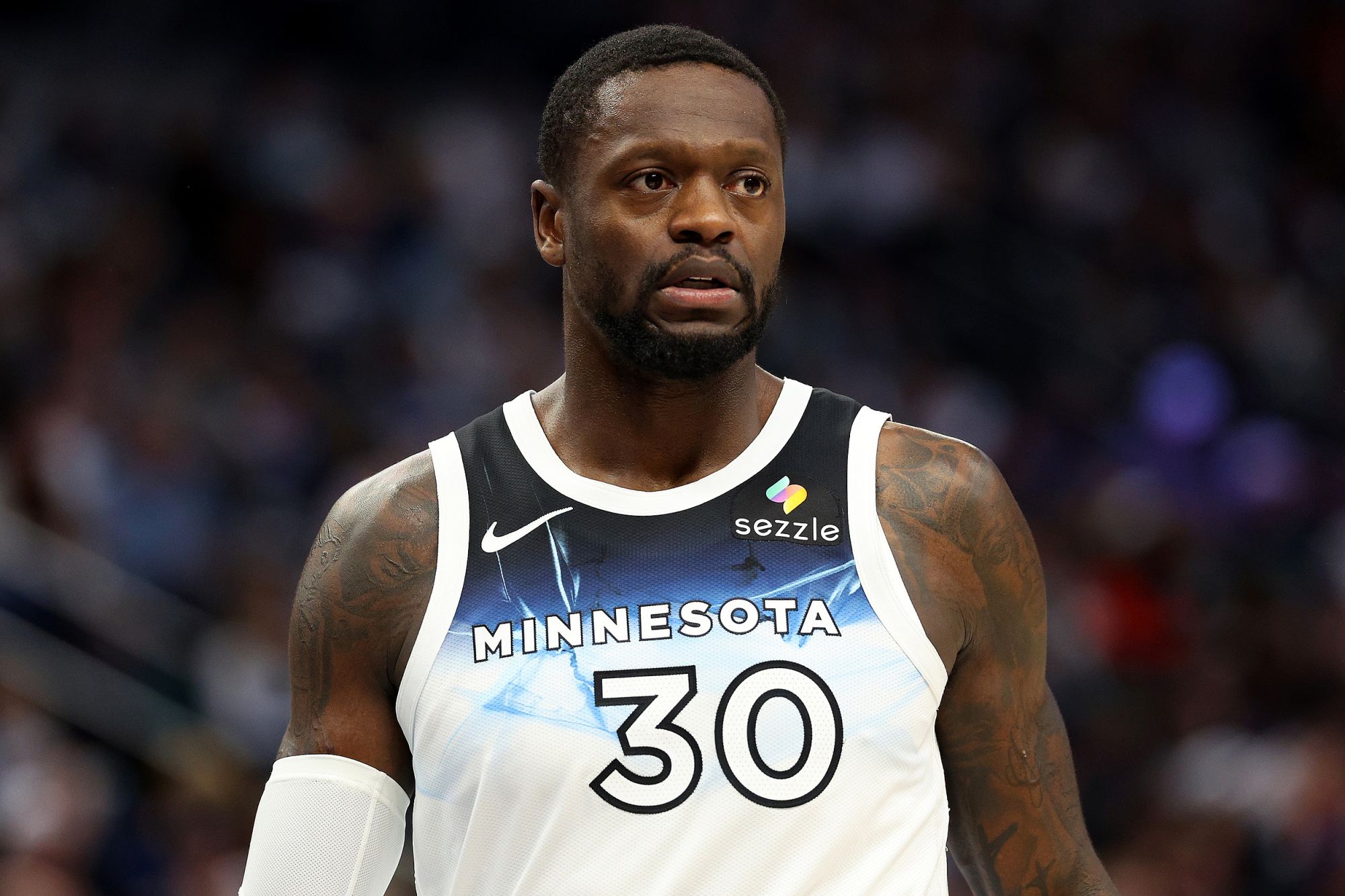 Trois membres des Timberwolves ont marqué à deux chiffres dans la mi-temps, mais Edwards n'a récolté que 5 points et 2 passes décisives.