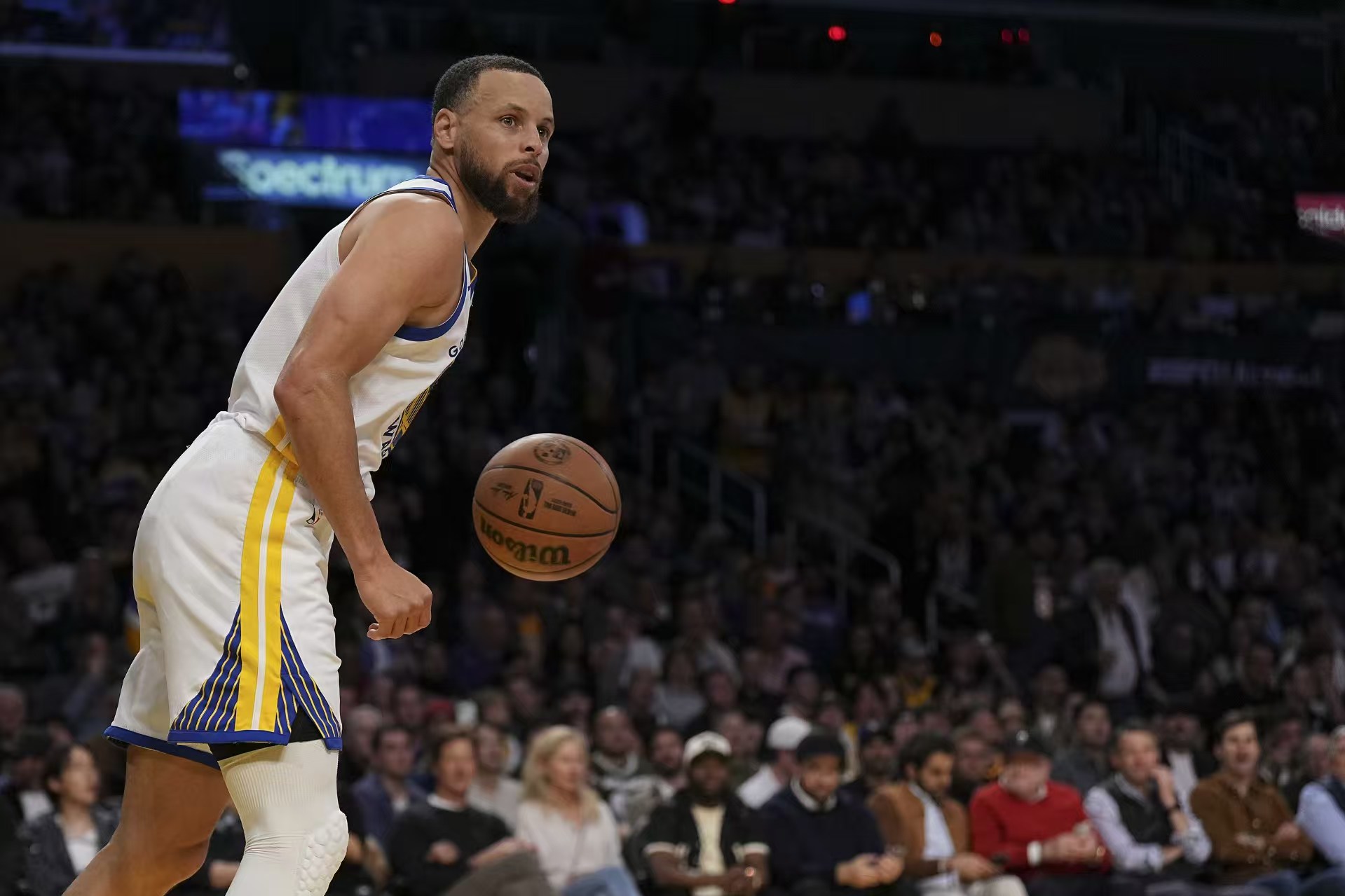 Curry souffre d'un rhume depuis plusieurs jours ! Kerr: Curry ratera le match de demain contre les Kings
