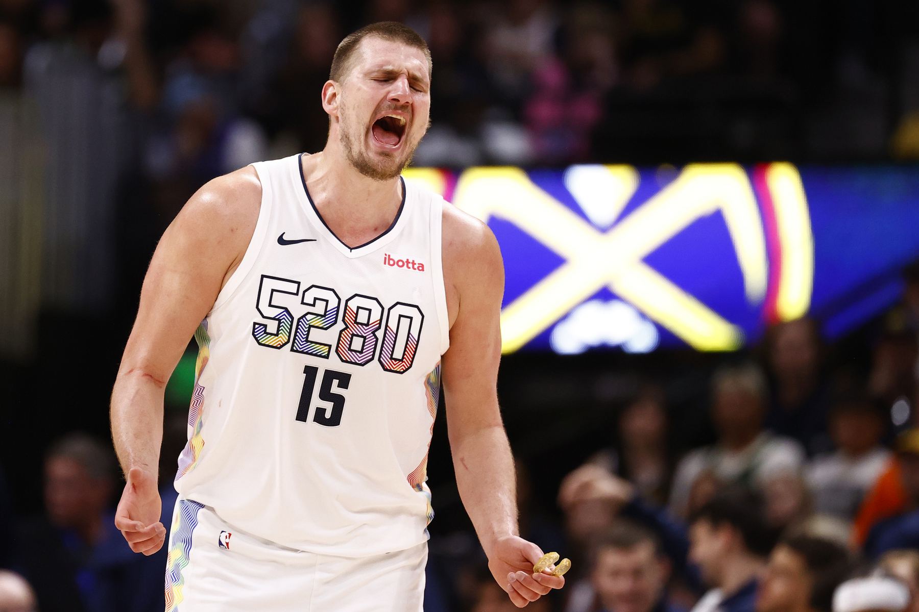 Déchirant! Jokic a marqué 55 points à lui seul et les cinq partants des Clippers ont totalisé 54 points.
