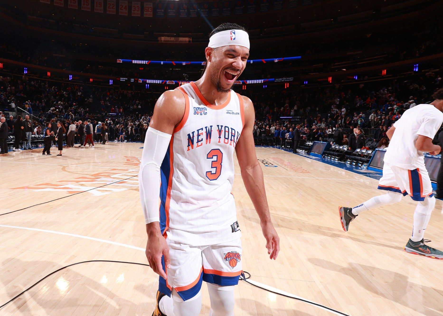Hart a marqué le 16e triple-double de sa carrière avec les Knicks, se classant troisième sur la liste des triple-doubles de l'histoire de l'équipe.